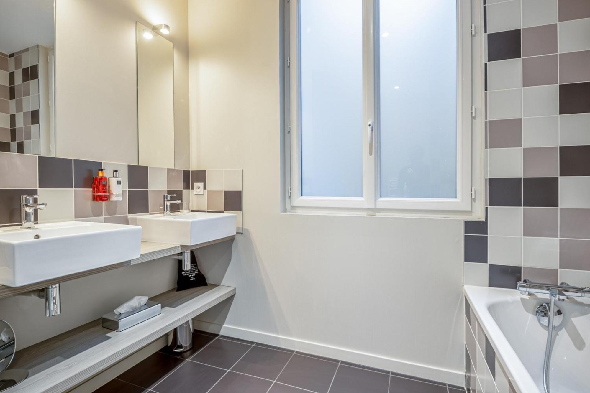 Vallier Suite N18 - Exceptional Suite In Bordeaux - Welkeys Zewnętrze zdjęcie